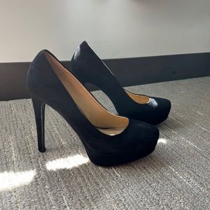 Chinese Laundry Platform Pump black heel Size 8